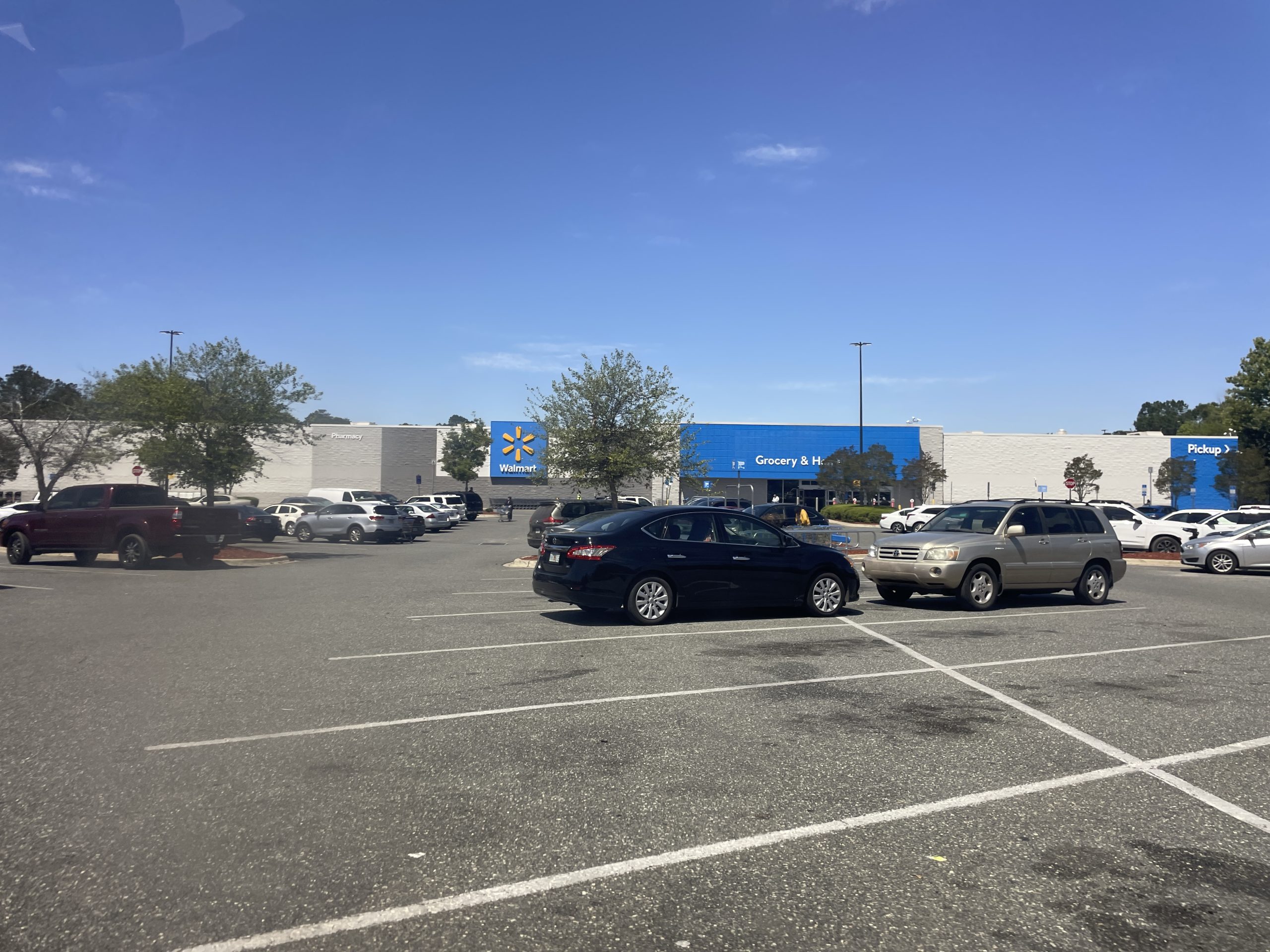 Exterior of a Walmart Supercenter